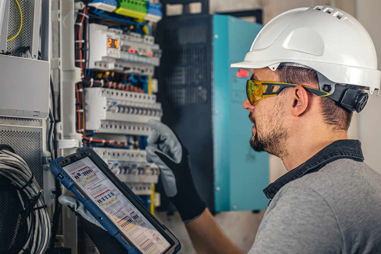 Industrie und Gewerbe bei Elektro-Reum GmbH in Fambach